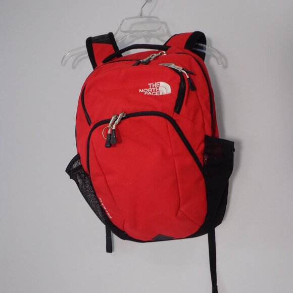 The North Face Pivoter Backpack Red Black FlexVent Laptop School Book Bag - Picture 1 of 7